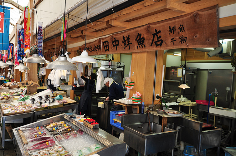 初鰹のたたき　田中鮮魚店