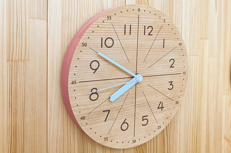 四万十ヒノキの壁掛け時計(Oh!clock) | 通販サイト SHIMANTO ZIGURIストア